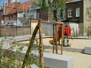 040525 Pioenstraat speelplein 11