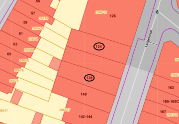 Modest nv, dochterorganisatie van sogent, is eigenaar van de 2 gemarkeerde woningen in de Langestraat